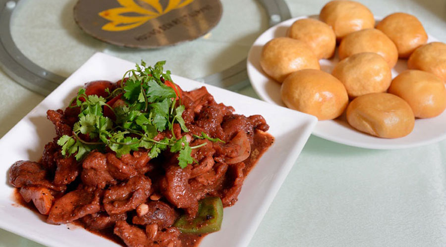 WELCOME TO VIETNAMESE WOMEN'S DAY